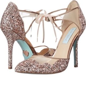 Betsy Johnson Stela pump.